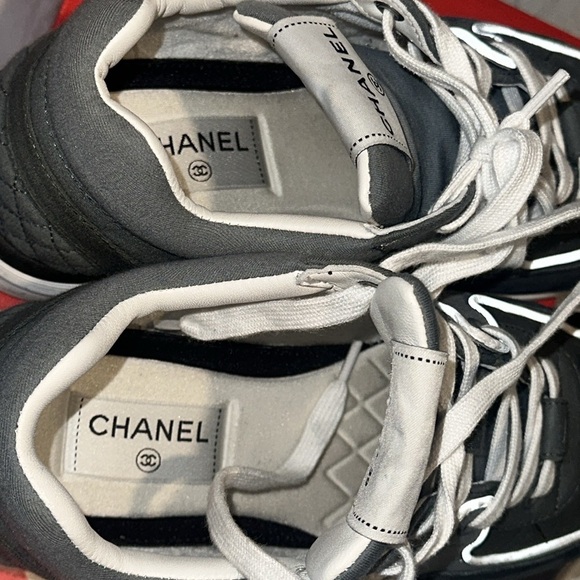 Chanel Sport Runner Grey - Picture 3 of 7